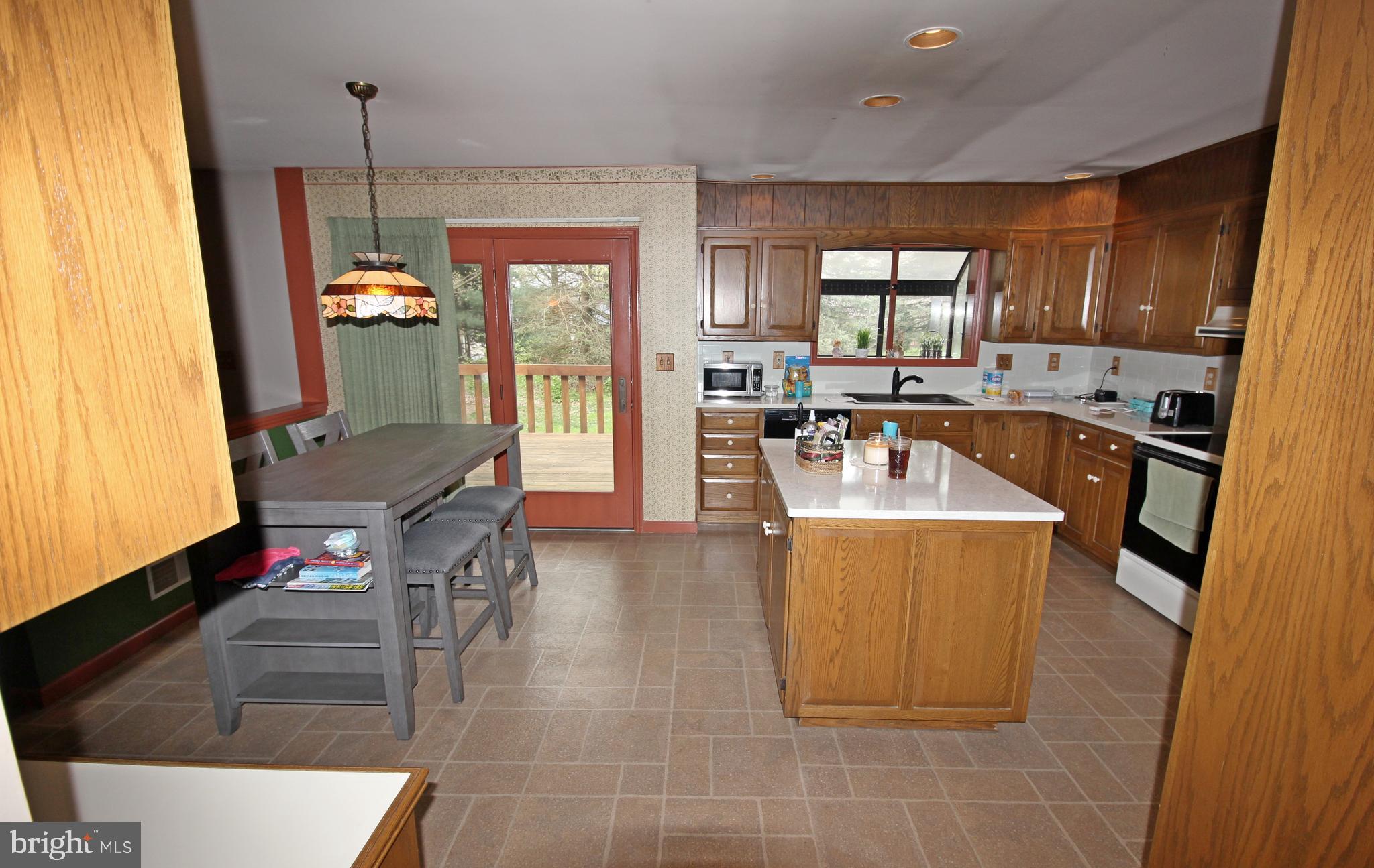 8 Perch Place Lititz, PA 17543 - Photo 4 of 39