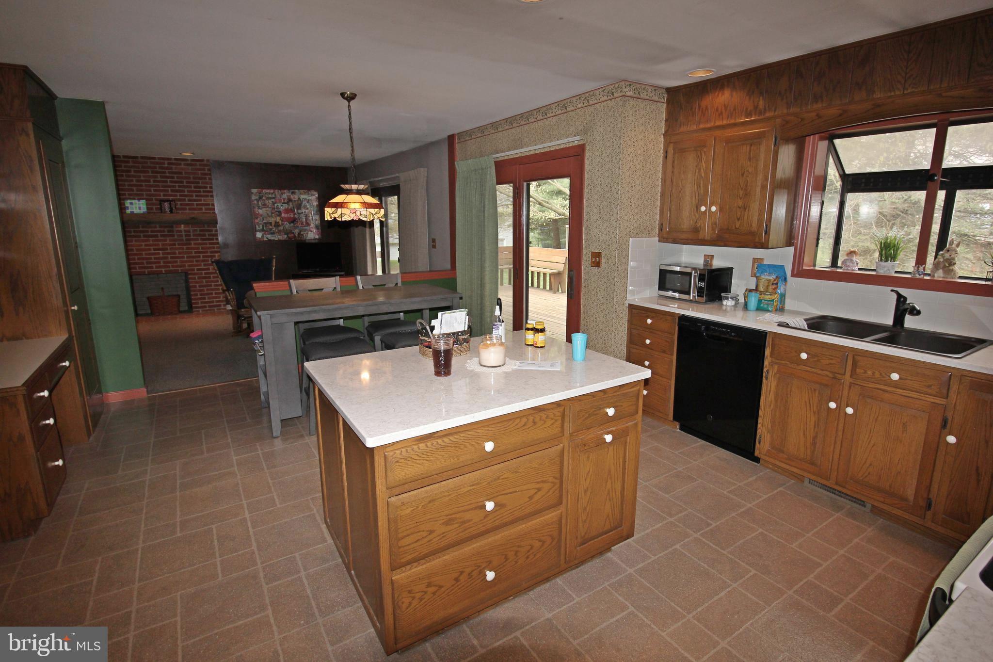 8 Perch Place Lititz, PA 17543 - Photo 7 of 39