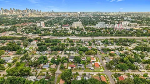 $5,250 | 1367 Northwest 41st Street, Miami, FL 33142