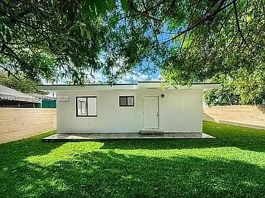 $5,250 | 1367 Northwest 41st Street, Miami, FL 33142