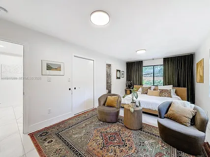 $5,250 | 1367 Northwest 41st Street, Miami, FL 33142