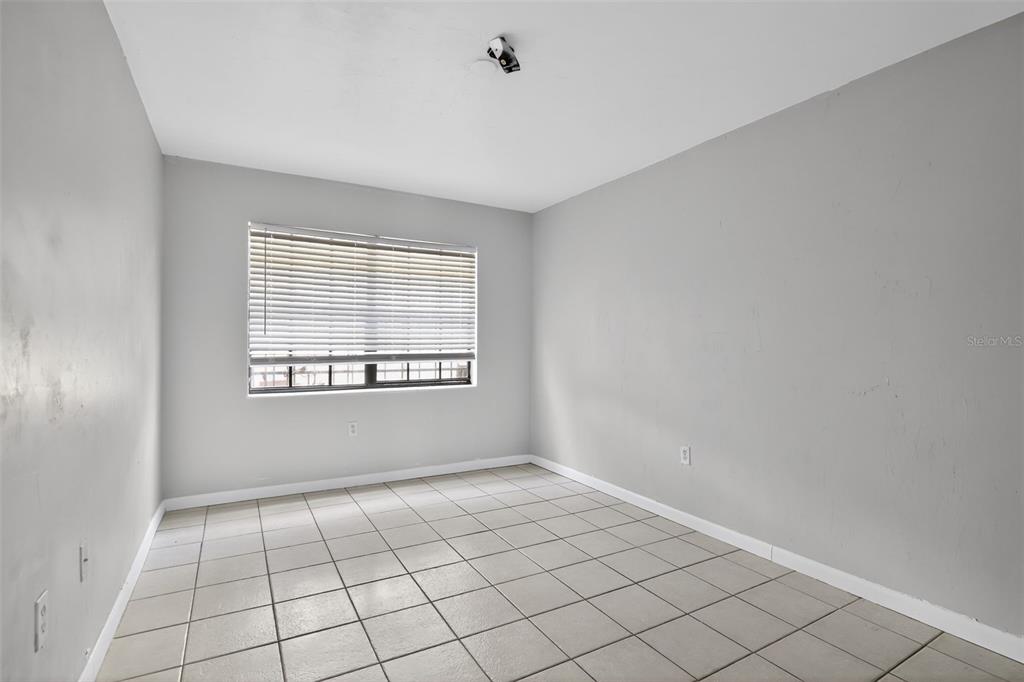 2628 Southwest 31 Place Gainesville, FL 32608 - Photo 11 of 50