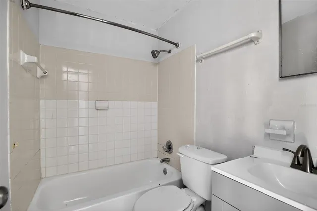 $219,900 | 2628 Southwest 31 Place, Gainesville, FL 32608