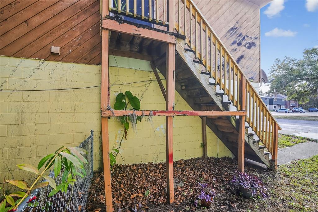 2628 Southwest 31 Place Gainesville, FL 32608 - Photo 4 of 50