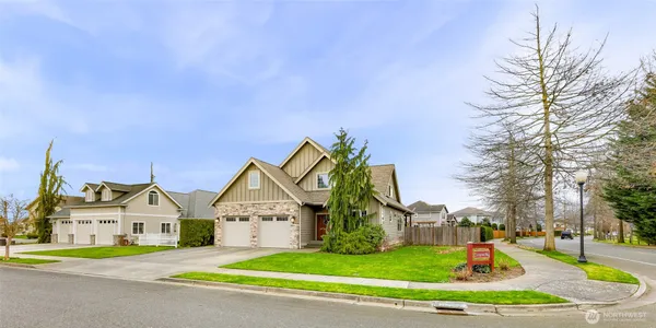 $770,000 | 879 Bentgrass Way, Lynden, WA 98264