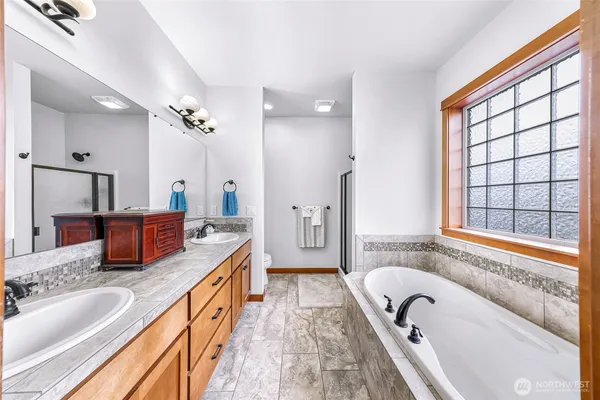 $770,000 | 879 Bentgrass Way, Lynden, WA 98264