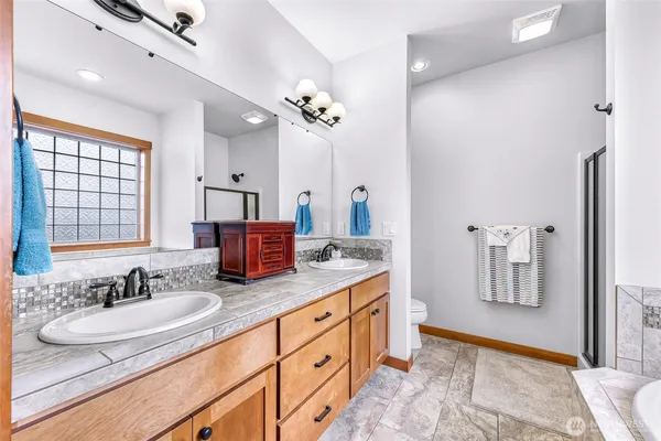 $770,000 | 879 Bentgrass Way, Lynden, WA 98264