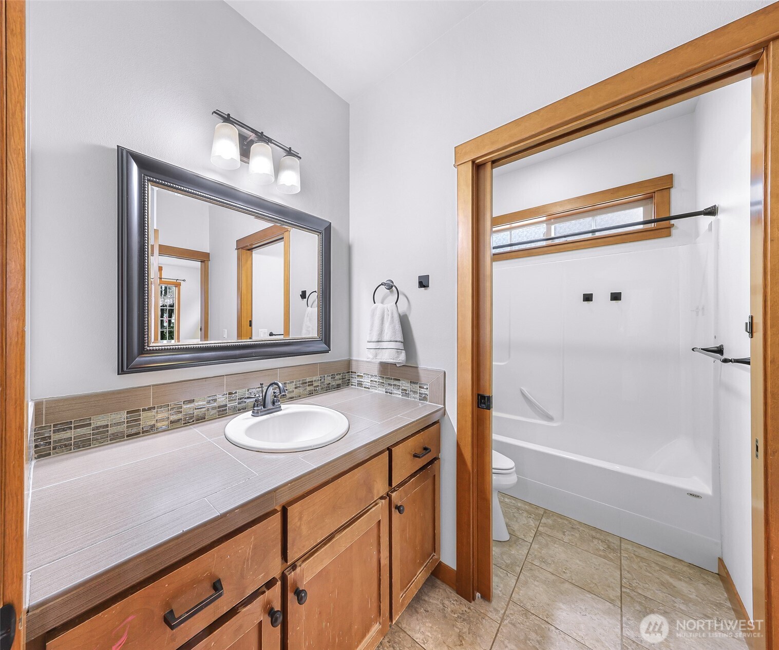 879 Bentgrass Way Lynden, WA 98264 - Photo 8 of 40