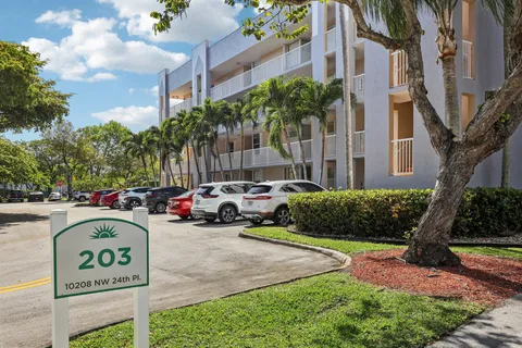 $189,000 | 10208 Northwest 24th Place, Unit 102, Sunrise, FL 33322