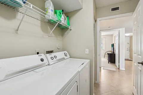 $189,000 | 10208 Northwest 24th Place, Unit 102, Sunrise, FL 33322