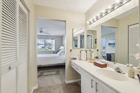 $189,000 | 10208 Northwest 24th Place, Unit 102, Sunrise, FL 33322