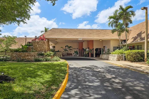 $189,000 | 10208 Northwest 24th Place, Unit 102, Sunrise, FL 33322