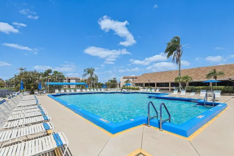 $189,000 | 10208 Northwest 24th Place, Unit 102, Sunrise, FL 33322