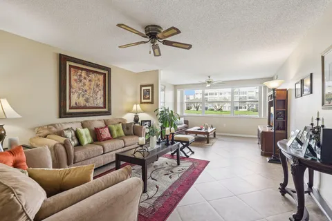 $189,000 | 10208 Northwest 24th Place, Unit 102, Sunrise, FL 33322