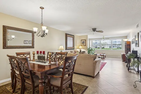 $189,000 | 10208 Northwest 24th Place, Unit 102, Sunrise, FL 33322