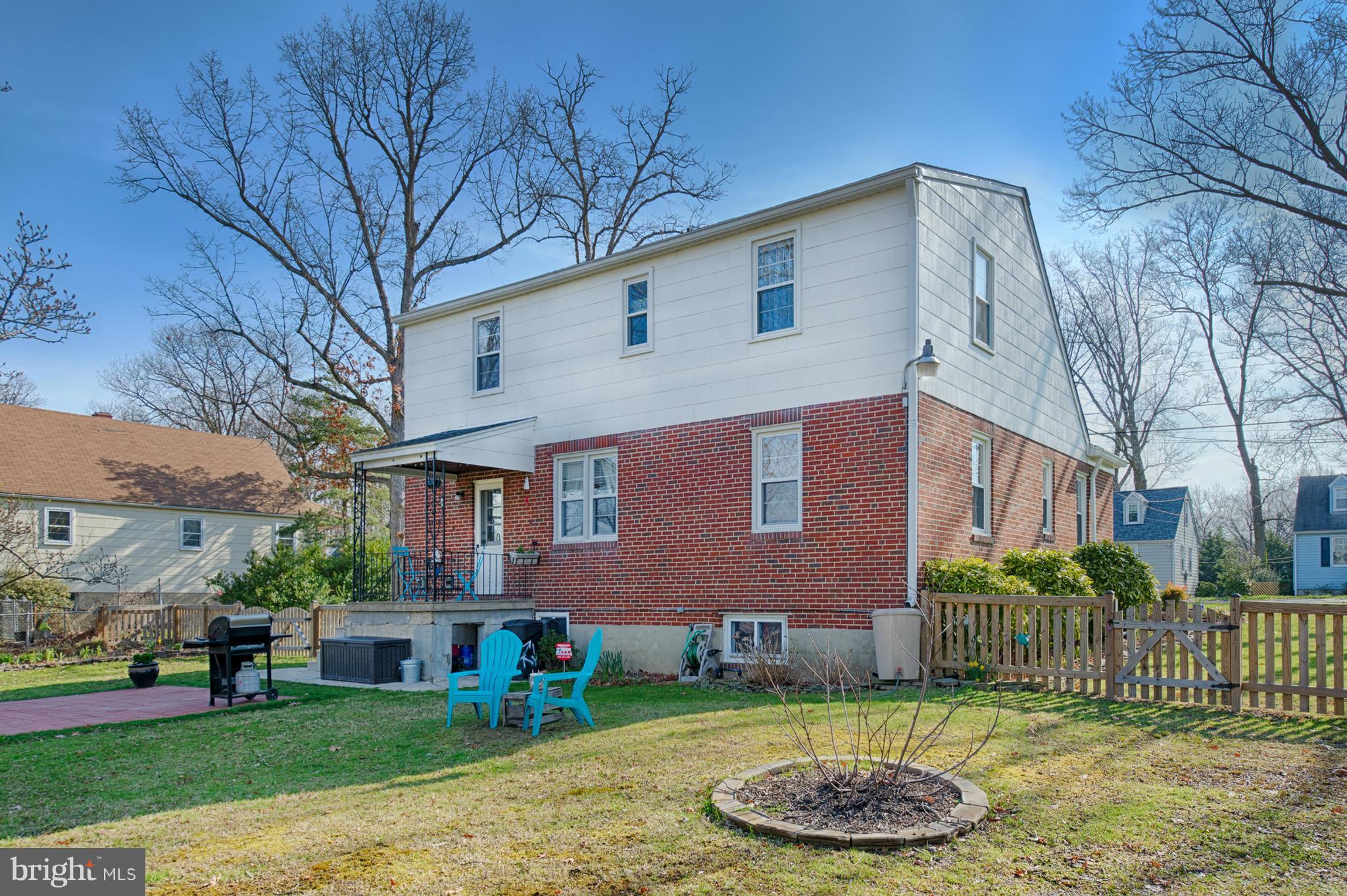 8110 Hillendale Road Baltimore, MD 21234 - Photo 9 of 30 a front view of a house with a yard
