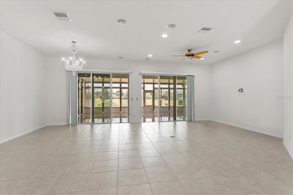 124 Balmy Coast Road Groveland, FL 34736 - Photo 3 of 37