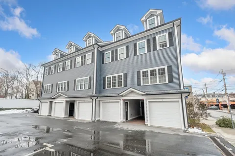 $759,000 | 16 Common Street, Unit 1, Waltham, MA 02451