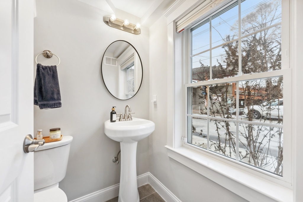 16 Common Street, Unit 1 Waltham, MA 02451 - Photo 18 of 28