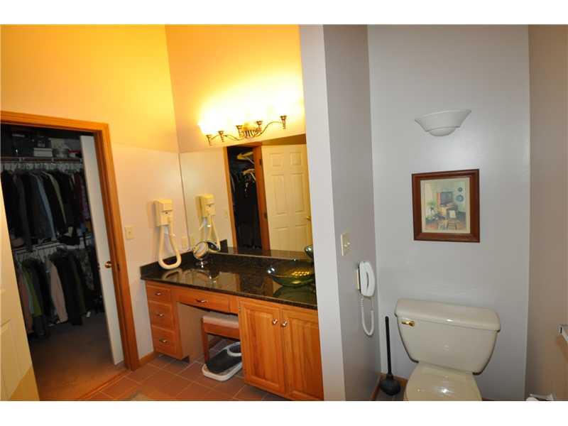 750 Field Club Road Pittsburgh, PA 15238 - Photo 11 of 25 Master Bath/Spa. Walk in closeta adjoins this luxurious bath