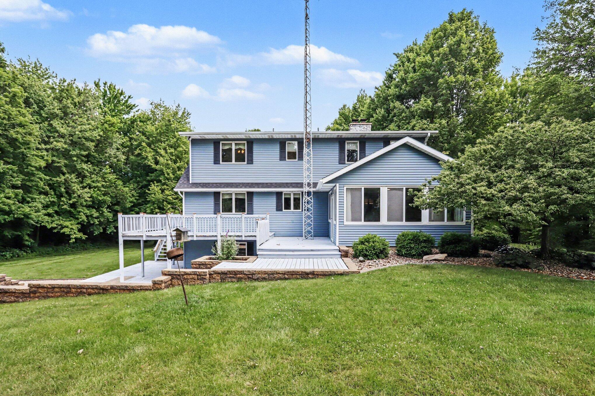 61214 Highway 131 Three Rivers, MI 49093 - Photo 25 of 33 020_file_9732