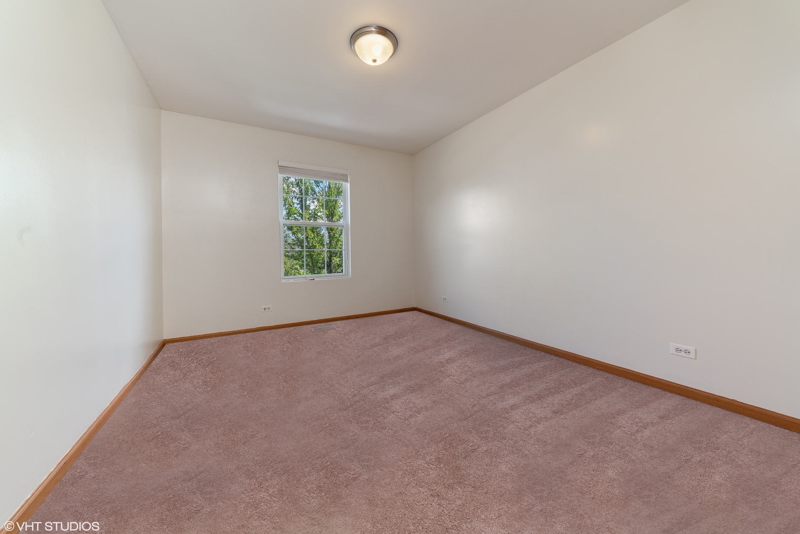 131 Springbrook Trail South Oswego, IL 60543 - Photo 12 of 16 an empty room with windows