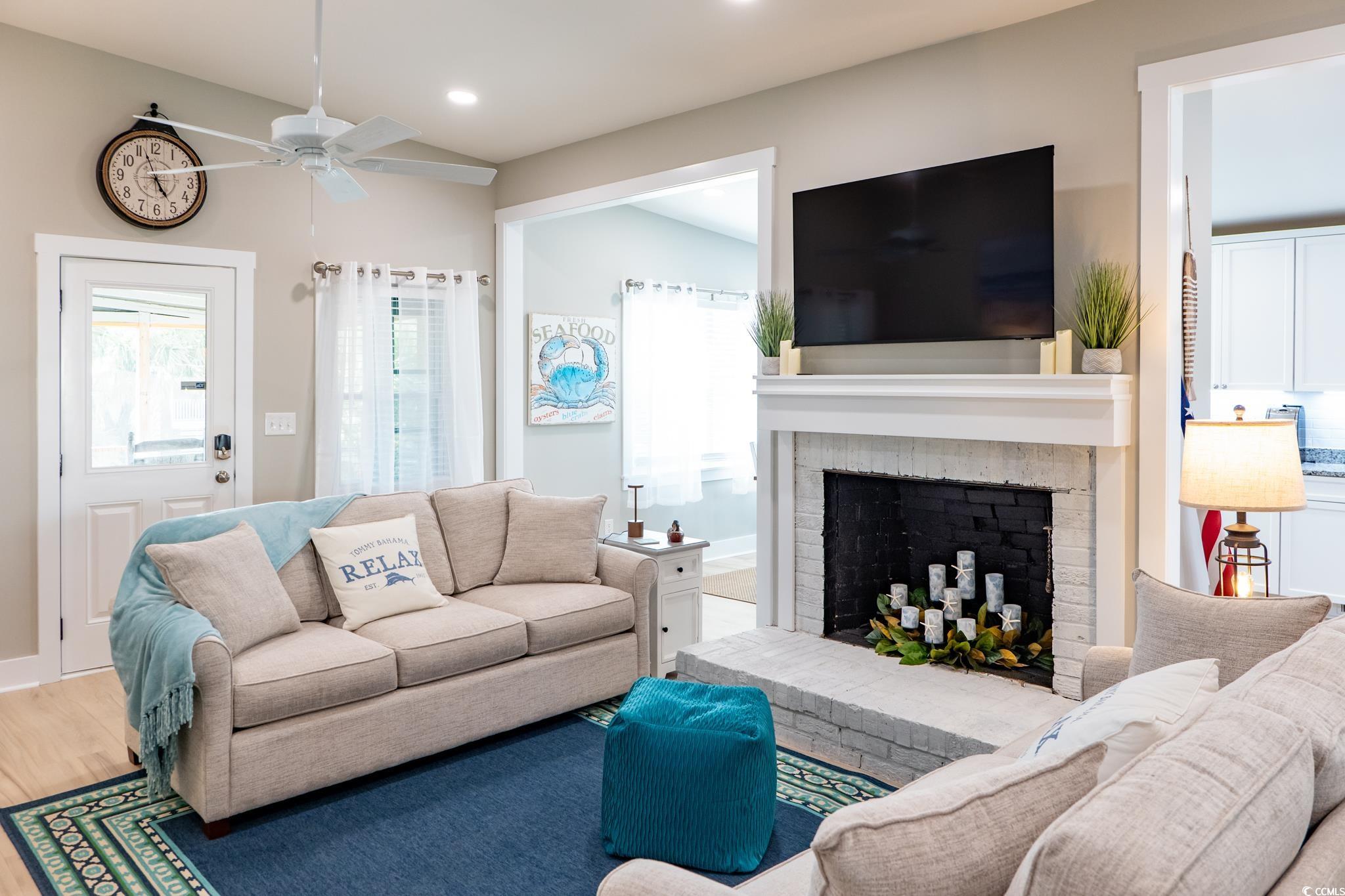 415 Sundial Drive Pawleys Island, SC 29585 - Photo 10 of 35