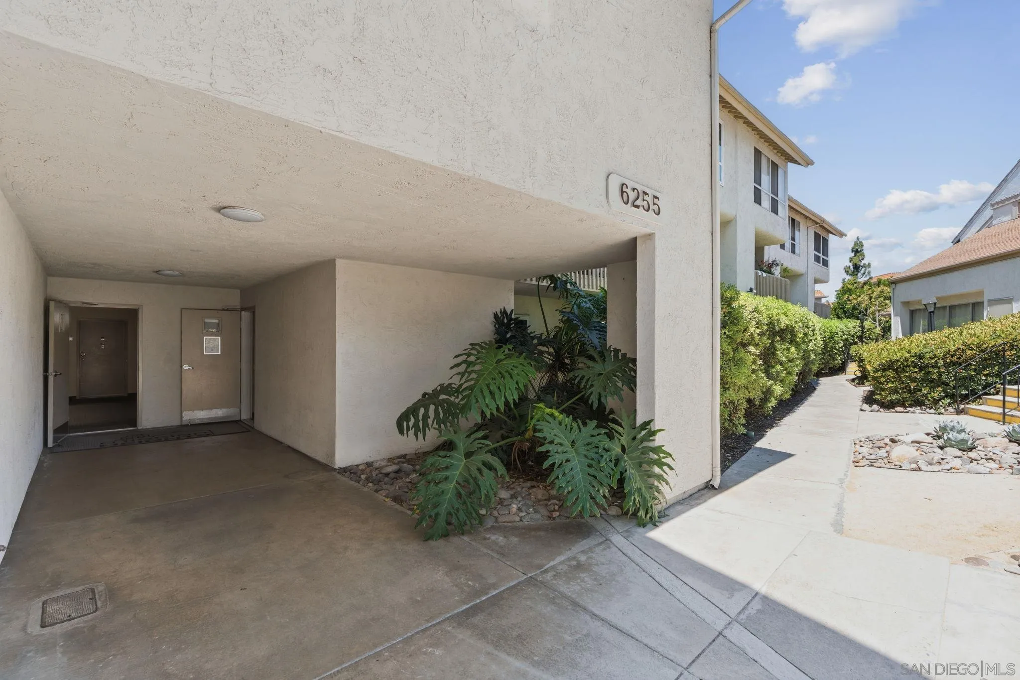 6255 Rancho Mission Road, Unit 110 San Diego, CA 92108 - Photo 24 of 25 Gallery Image 24