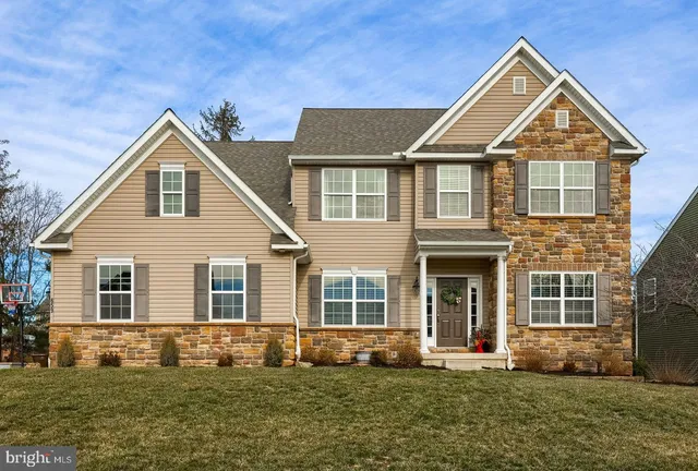 $599,900 | 659 Crosslyn Drive, York, PA 17404