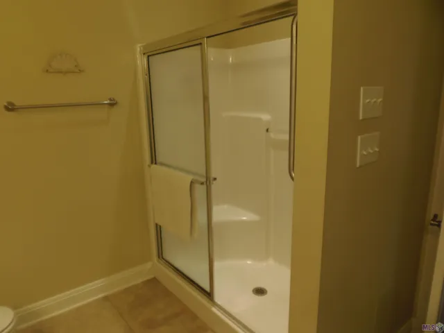 $2,000 | 201 Harkey Drive, Thibodaux, LA 70301