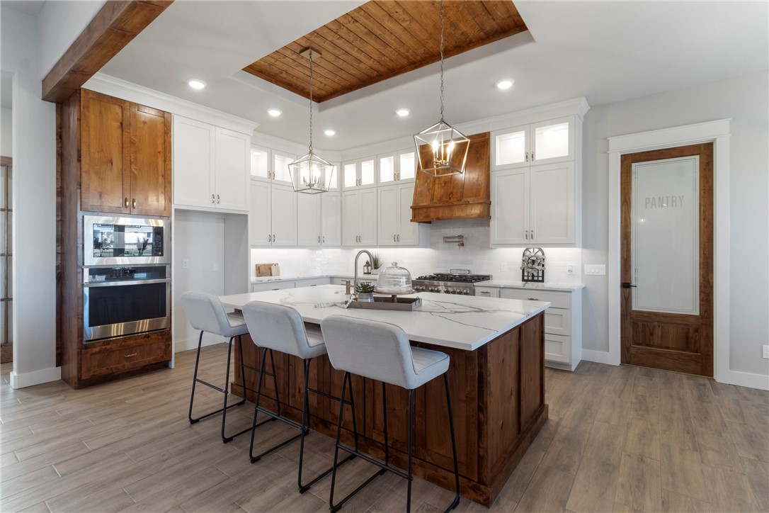 7823 Luke Court Bryan, TX 77808 - Photo 3 of 42