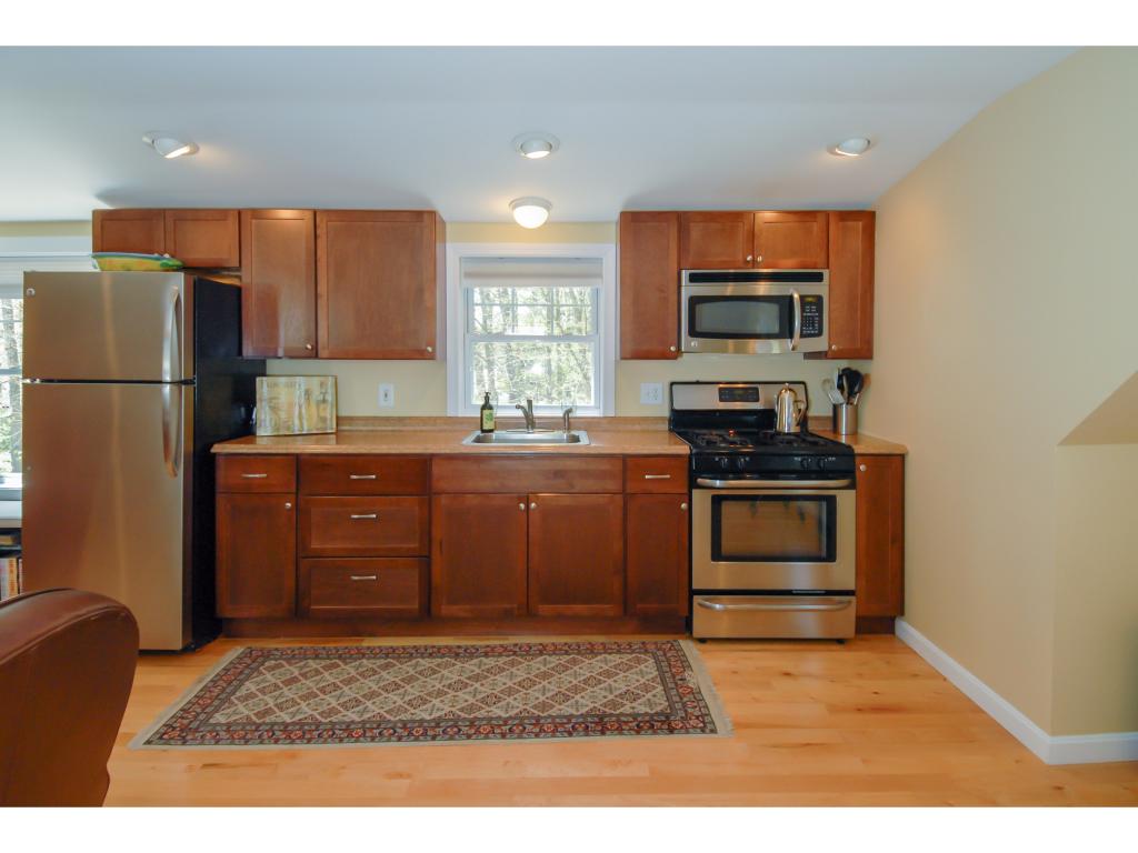 303 Beech Road Eliot, ME 03903 - Photo 22 of 35