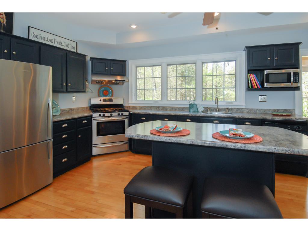 303 Beech Road Eliot, ME 03903 - Photo 4 of 35