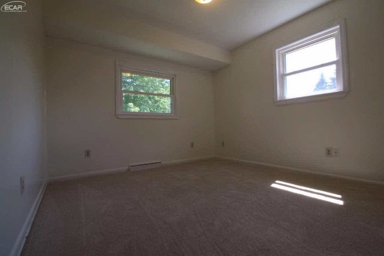 7235 North Linden Road Mount Morris, MI 48458 - Photo 19 of 28 21204447-18.JPG