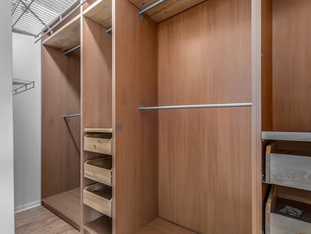 $275,000 | 701 South Wells Street, Unit 1102, Chicago, IL 60607