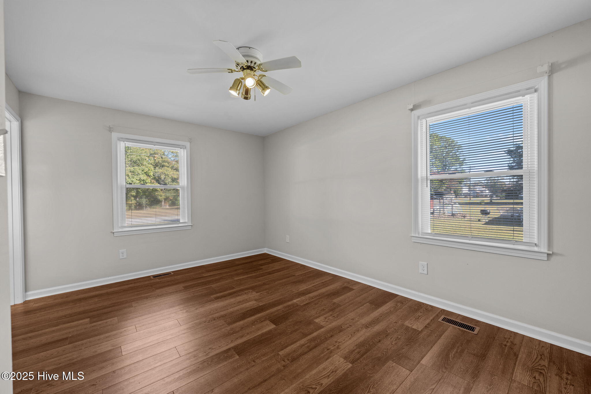 405 Pollock Street Pollocksville, NC 28573 - Photo 23 of 36 primary bedroom