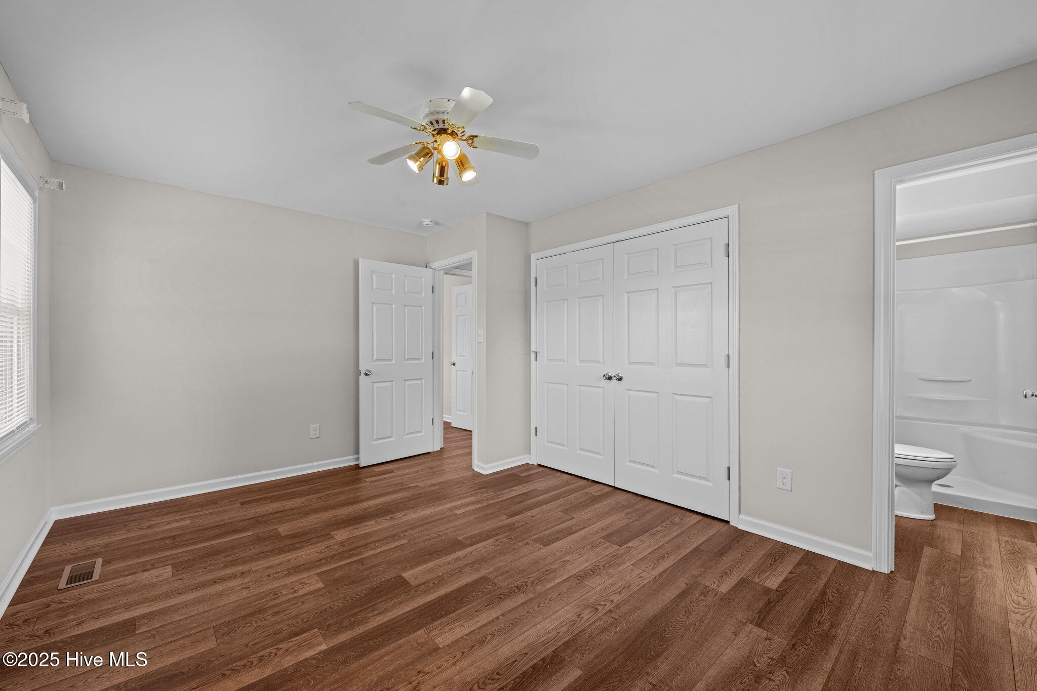 405 Pollock Street Pollocksville, NC 28573 - Photo 25 of 36 41-web-or-mls-DSC_8559
