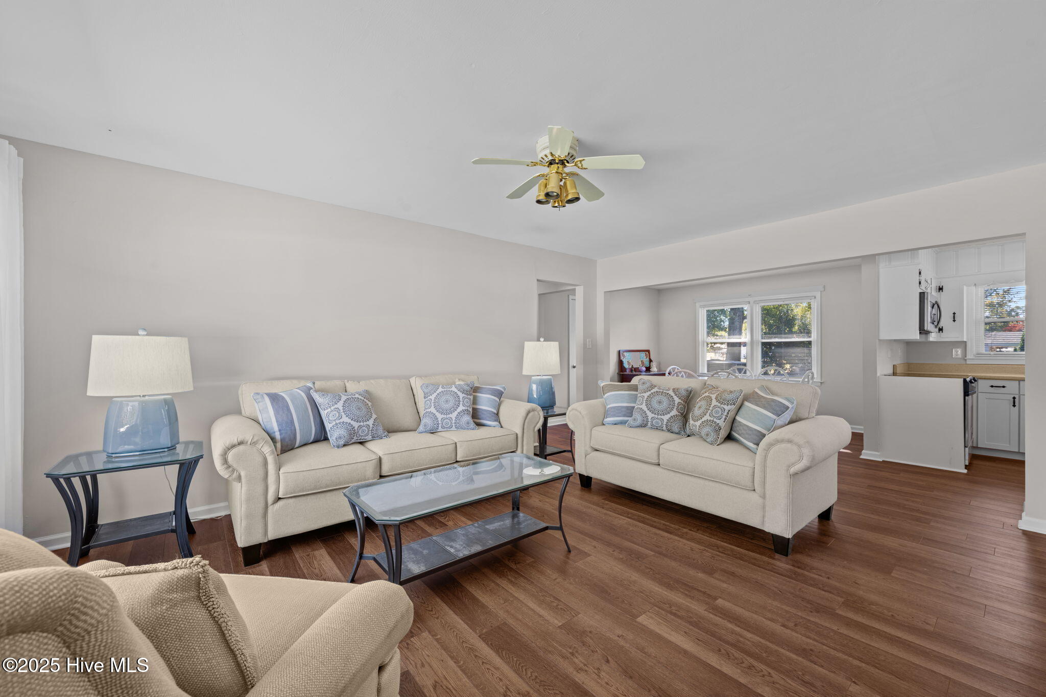 405 Pollock Street Pollocksville, NC 28573 - Photo 9 of 36 21-web-or-mls-DSC_8496