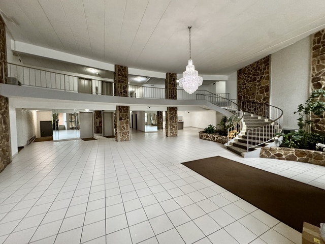 18 East Old Willow Road, Unit 522N Prospect Heights, IL 60070 - Photo 4 of 22