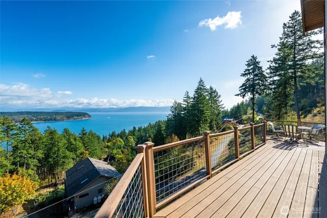 $875,000 | 3093 Mt Vista Drive, Lummi Island, WA 98262