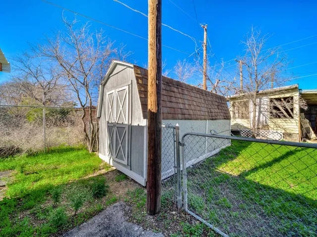 an aerial view of a houses