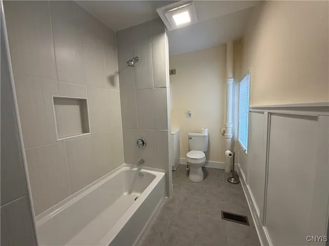 $159,900 | 31 East 7th Street, Oswego, NY 13126