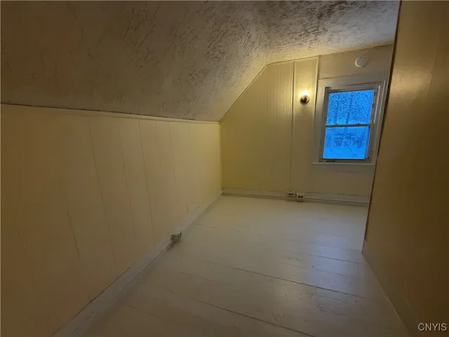 $159,900 | 31 East 7th Street, Oswego, NY 13126