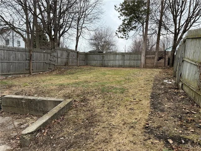 $159,900 | 31 East 7th Street, Oswego, NY 13126