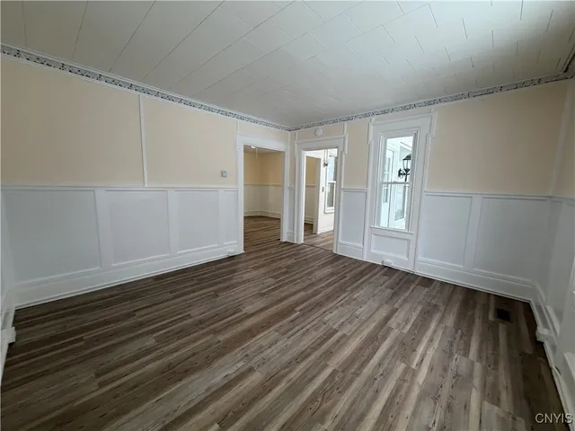 $159,900 | 31 East 7th Street, Oswego, NY 13126