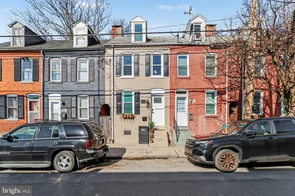 $284,900 | 240 Coral Street, Lancaster, PA 17603