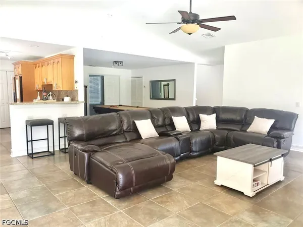 $3,000 | 740 19th Street Southwest, Naples, FL 34117