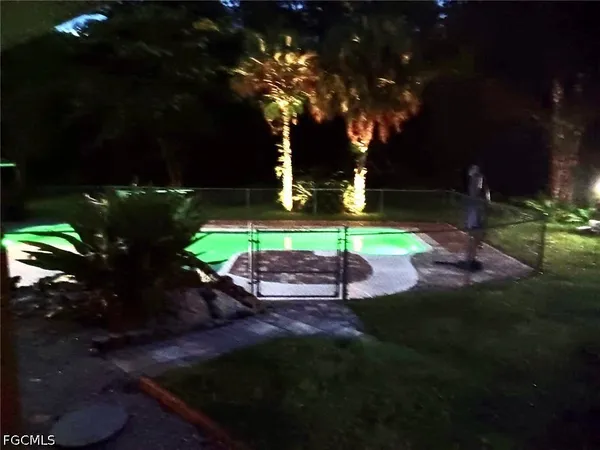 $3,000 | 740 19th Street Southwest, Naples, FL 34117