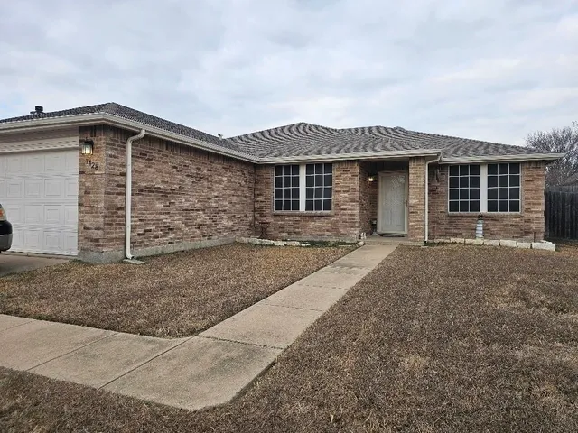 $317,500 | 1428 Erin Court, Burleson, TX 76028
