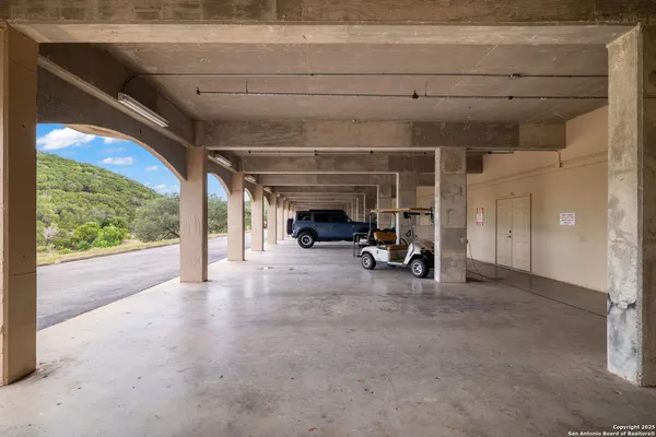 $2,250 | 20 Tapatio Drive East, Unit 205, Boerne, TX 78006